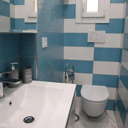 Emma And Livia's Vatican 2 Apartment *